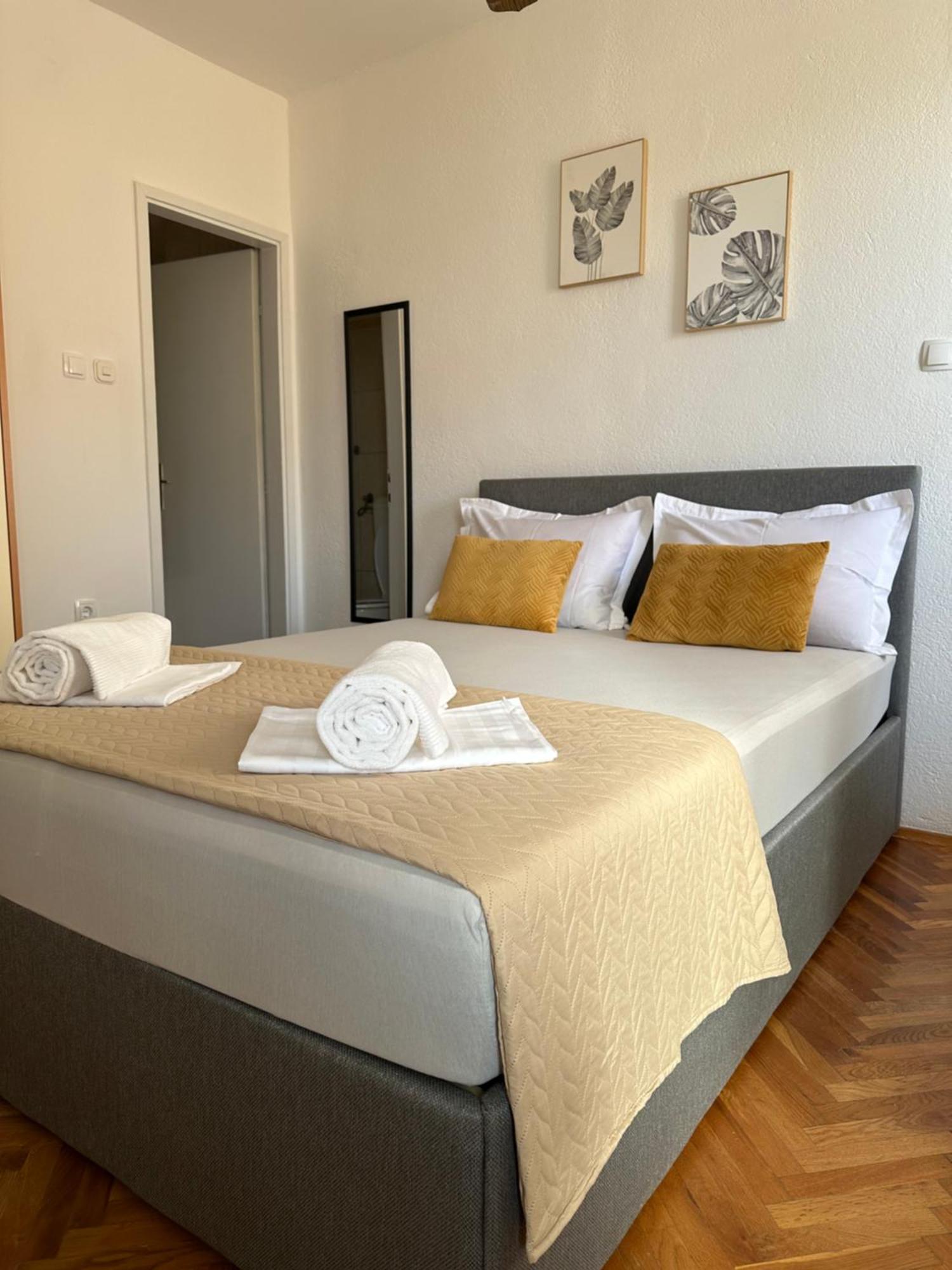 Apartment Ruza 30m From The Baska Voda